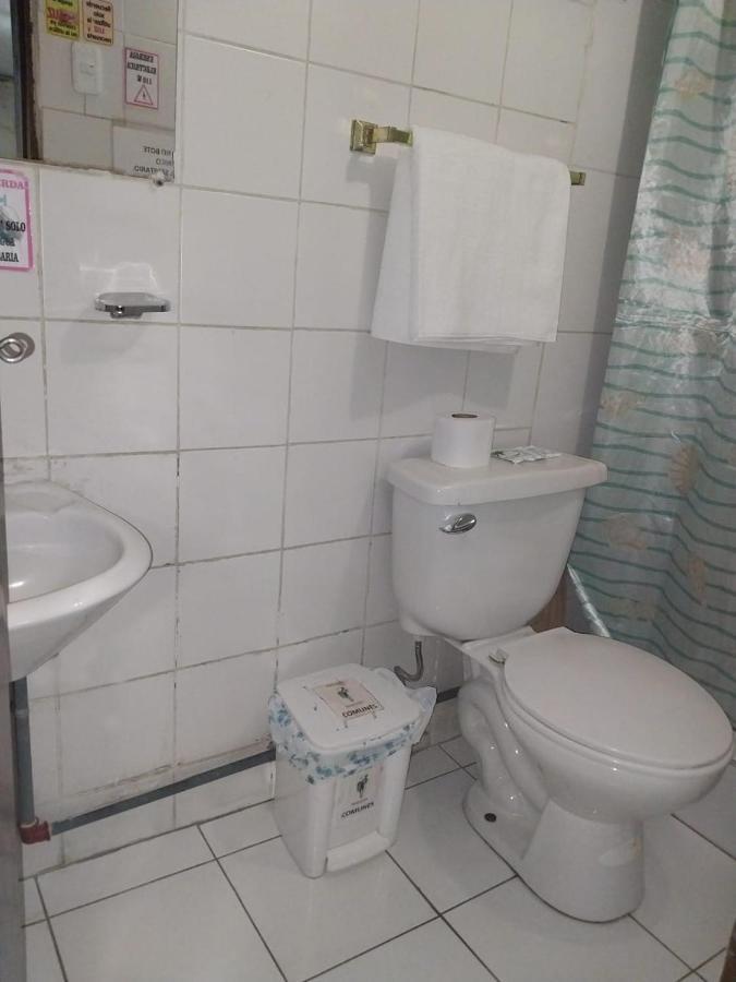 Hostal Benalcazar Quito Exteriör bild