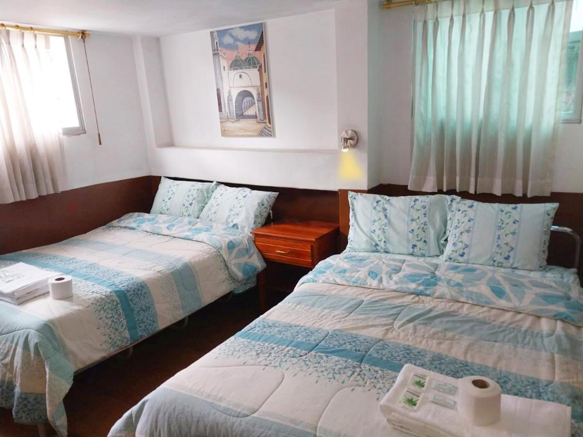 Hostal Benalcazar Quito Exteriör bild