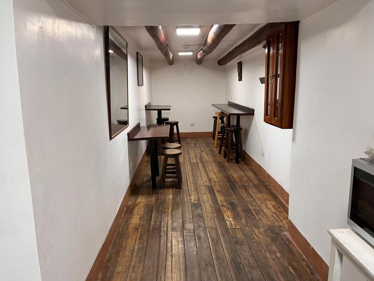 Hostal Benalcazar Quito Exteriör bild